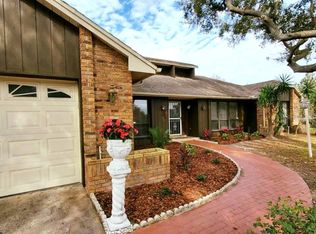 1142 Red Dandy Dr, Orlando, FL 32818