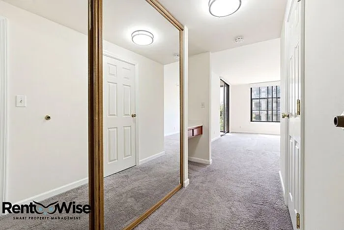 555 Laurel Ave #303 — Photo 40