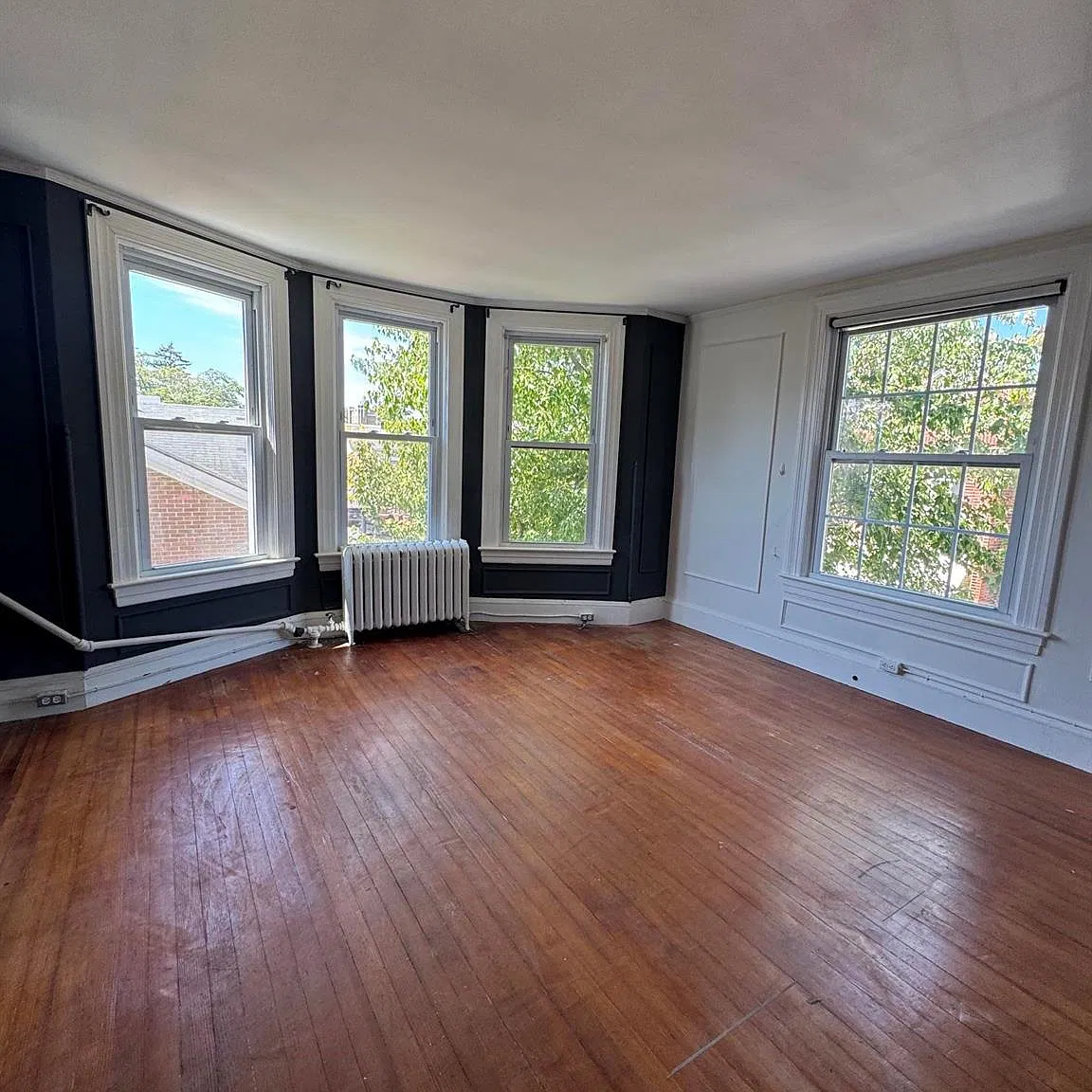 2 bed, 1.0 bath, 760 sqft, $2,950 — Photo 2