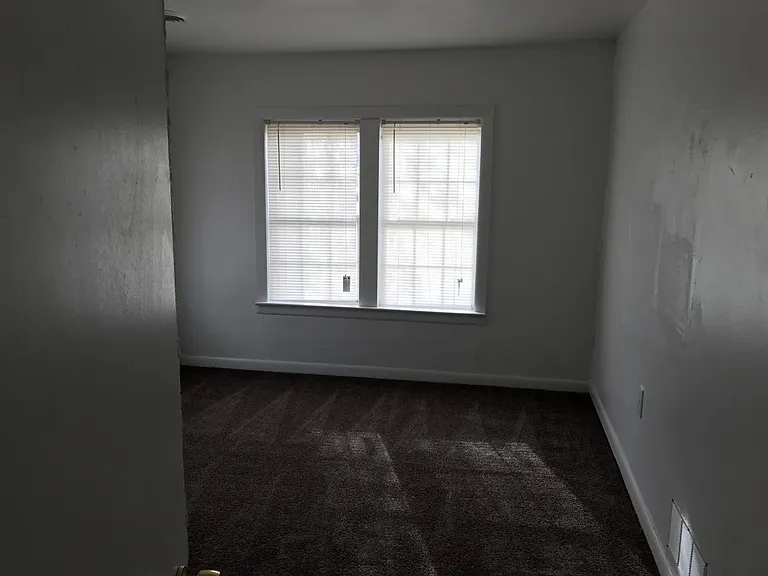 2311 SW 25th St — Photo 4