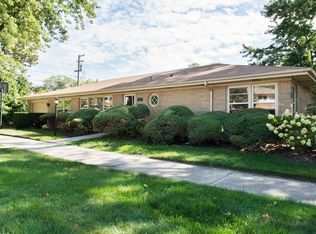 5058 Elm St, Skokie, IL 60077