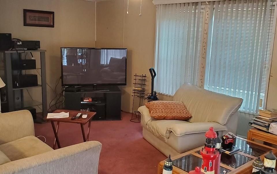 2nd image of 120 Raleigh Ave