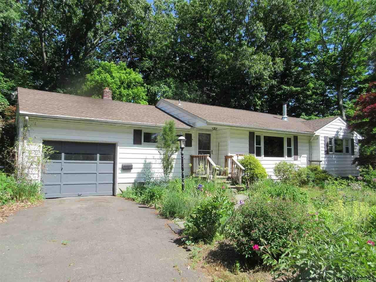 16 Washburn Ter, Saugerties, NY 12477 Zillow