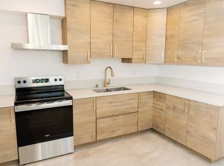 10027 Austin Dr, Spring Valley, CA 91977