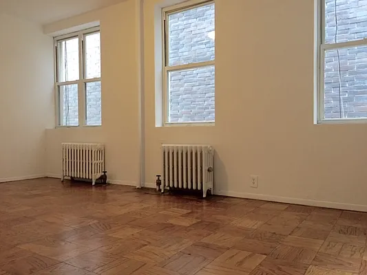 Rented by AJ Clarke | media 3
