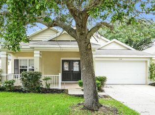 1249 Kellogg Dr, Tavares, FL 32778