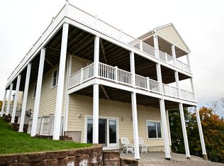 26 Midledge Ave, Hull, MA 02045