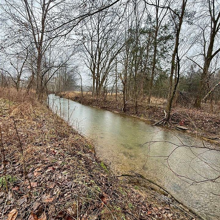 2nd image of 8975 Morgantown Rd