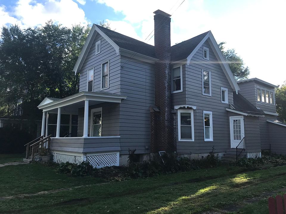 1st image of 9 Goodrich St