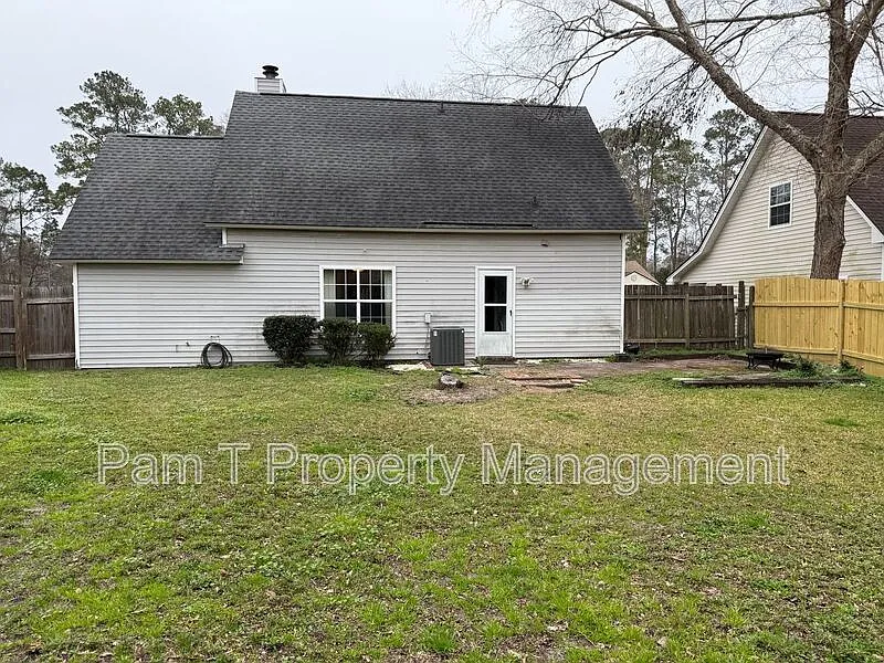 Building Photo - 226 Bordeaux Ln