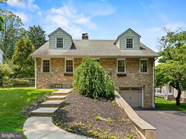 411 Paper Mill Rd, Erdenheim, PA 19038