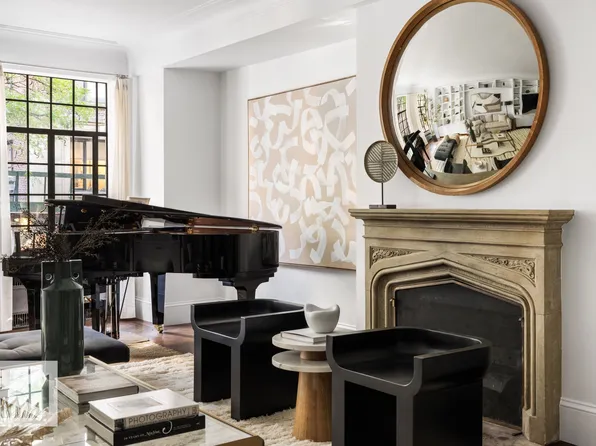 300 Central Park West image 3 of 20