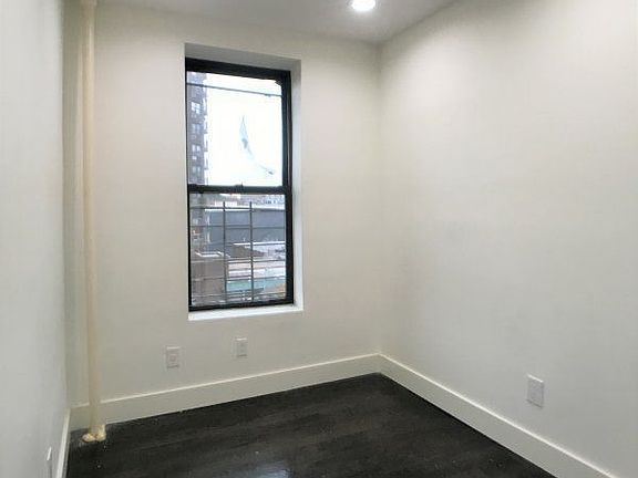 5th image of 100 W 143rd St #16C