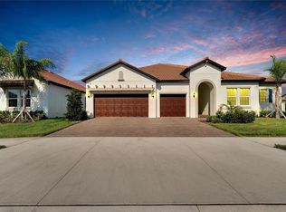5344 Windy Grove Dr, Wimauma, FL 33598