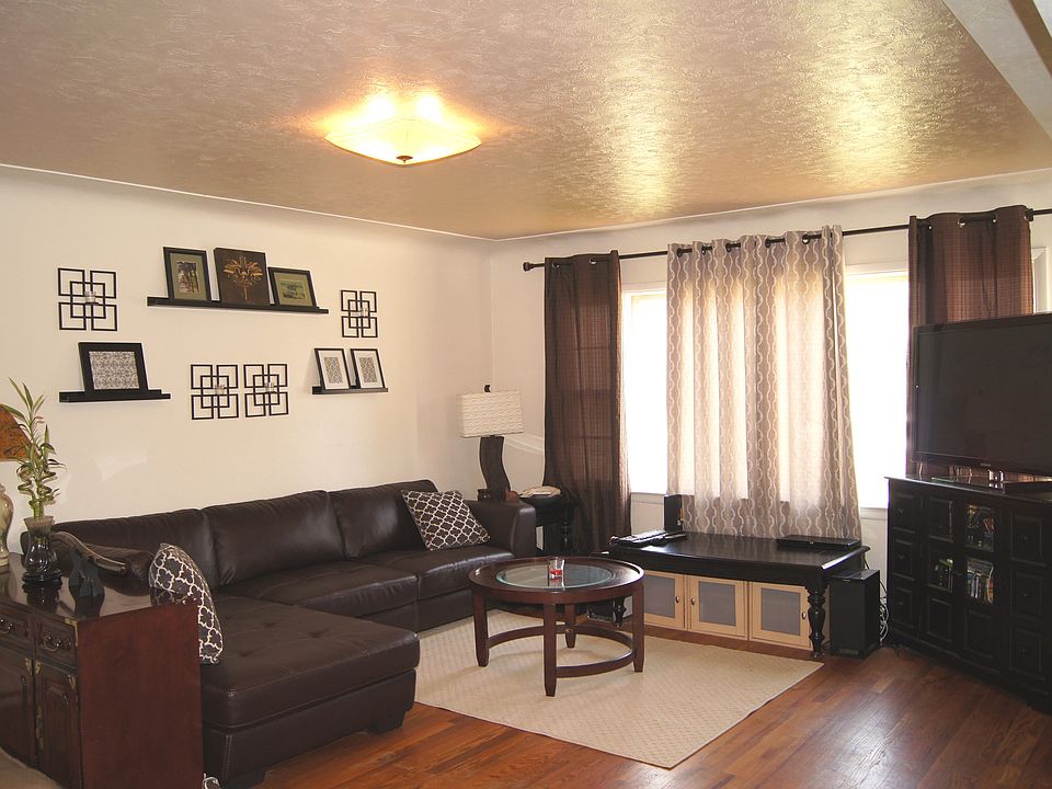 2nd image of 227 S 8th Ave