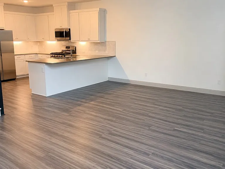 11402 Sugarlands Dr — Photo 6