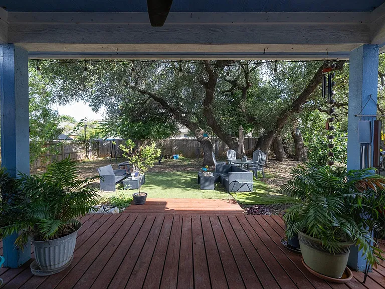 104 Grant Ct — Photo 23