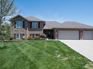 422 N Rita Ct, Nixa, MO 65714