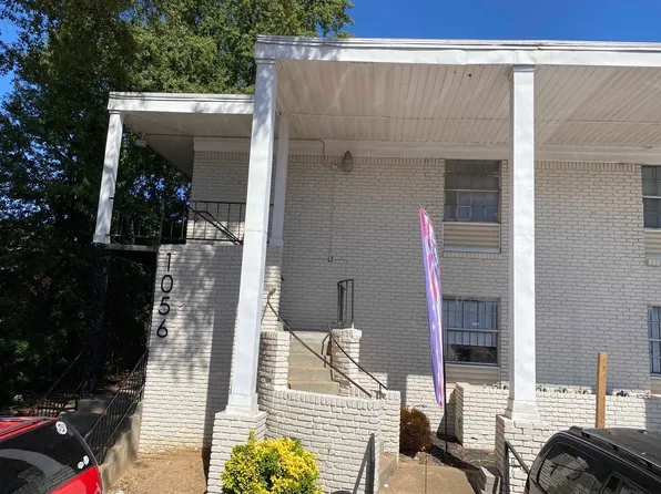 1056 Poplar Ave, Memphis, TN 38105