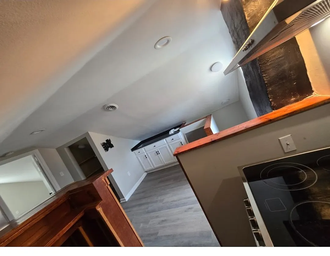 Building Photo - 1804 W Fork Rd #1
