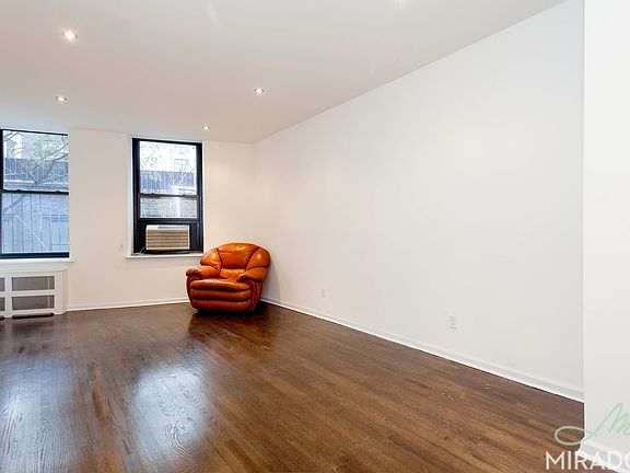 2nd image of 65 4th Ave APT 3B