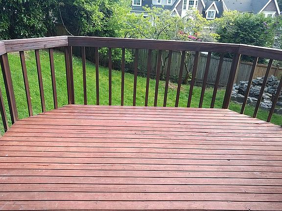 5th image of 1314 Bellevue Way SE