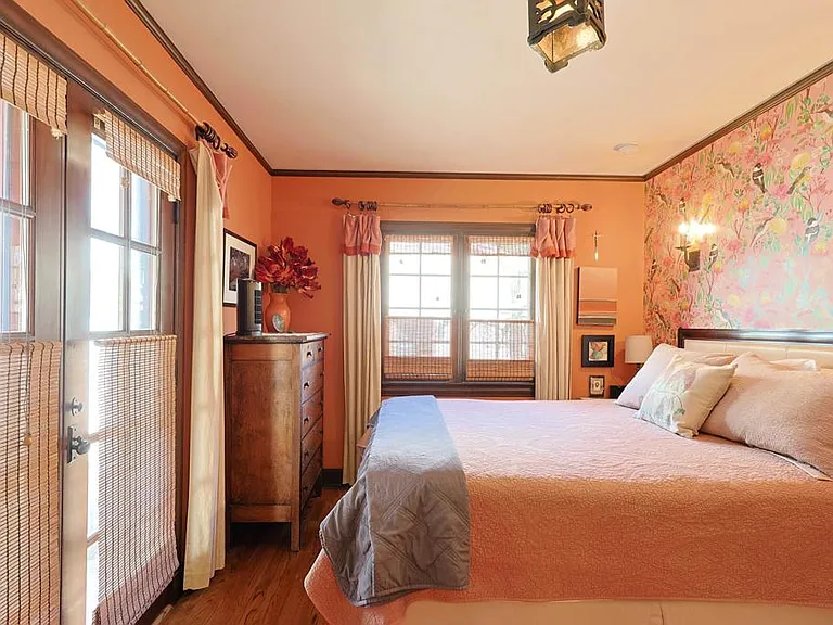 1027 Adella Ave — Photo 26