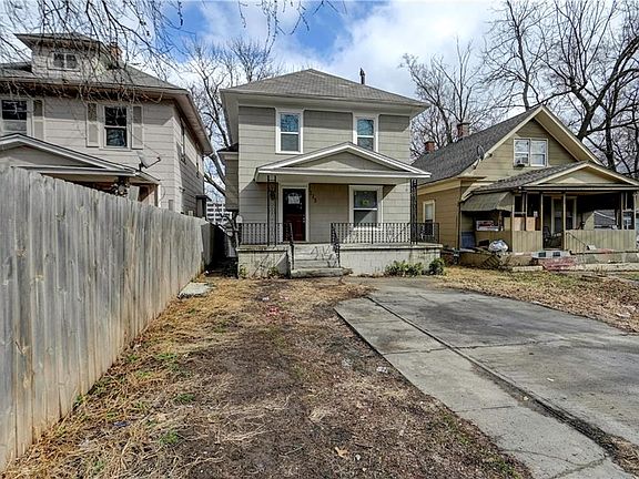 2nd image of 113 N White Ave