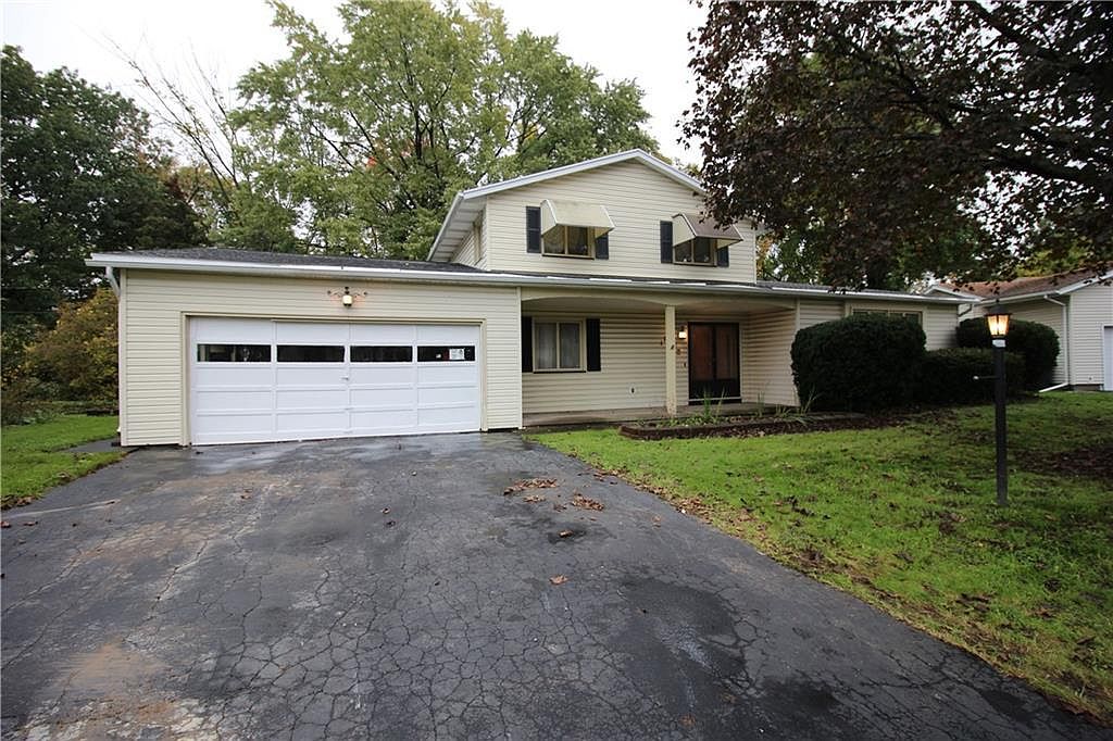 171 Kennedy Cir, Rochester, NY 14609 | Zillow