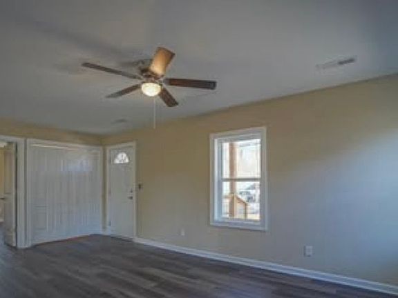 3rd image of 319 Leonard Ave