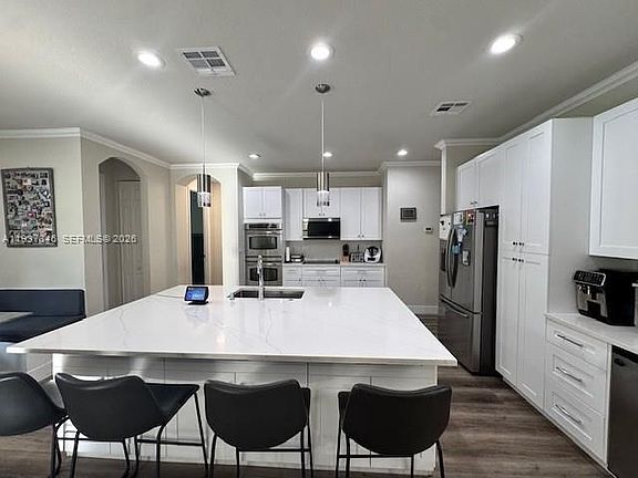 4th image of 19232 N Gardenia Ave