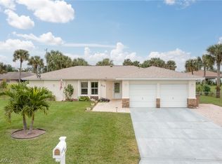 418 Glendale Ave, Lehigh Acres, FL 33936