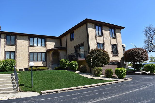 1st image of 10361 Parkside Ave APT 2