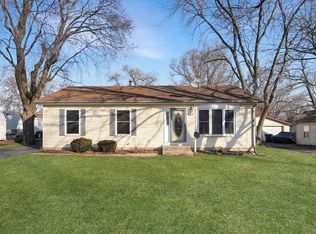 637 Madison St, Batavia, IL 60510