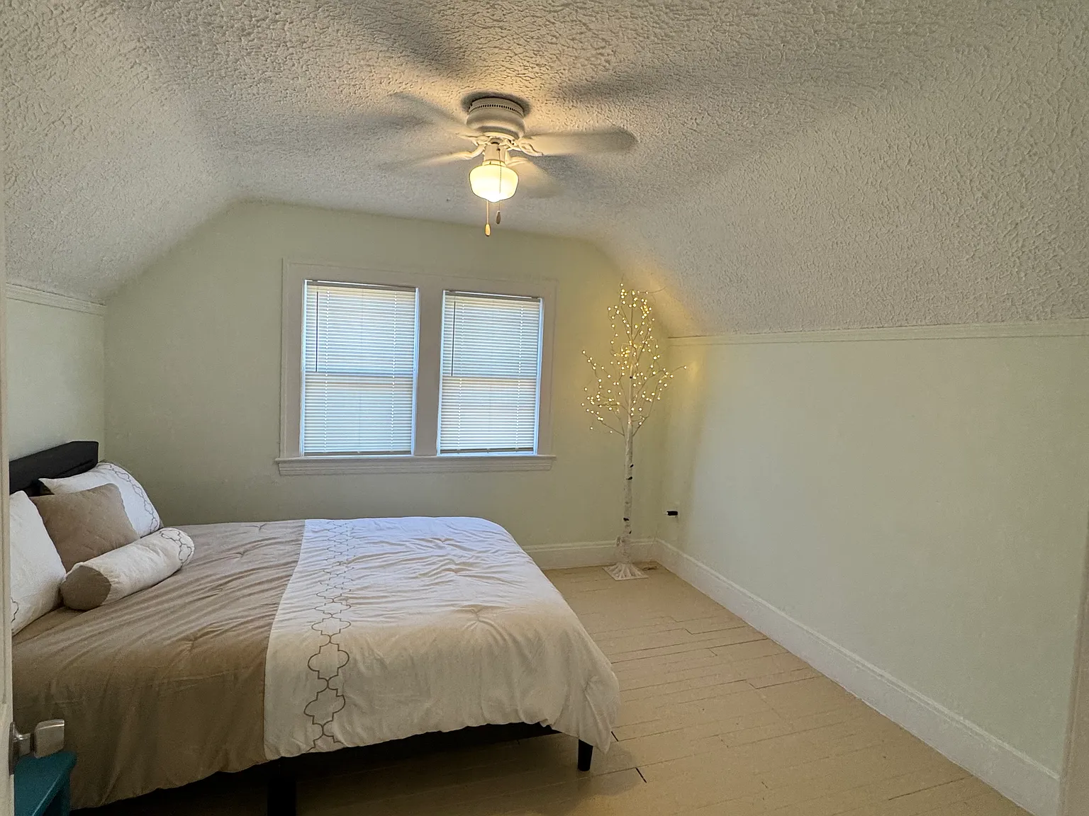 2 bed, 1000 sqft, $1,680 — Photo 4