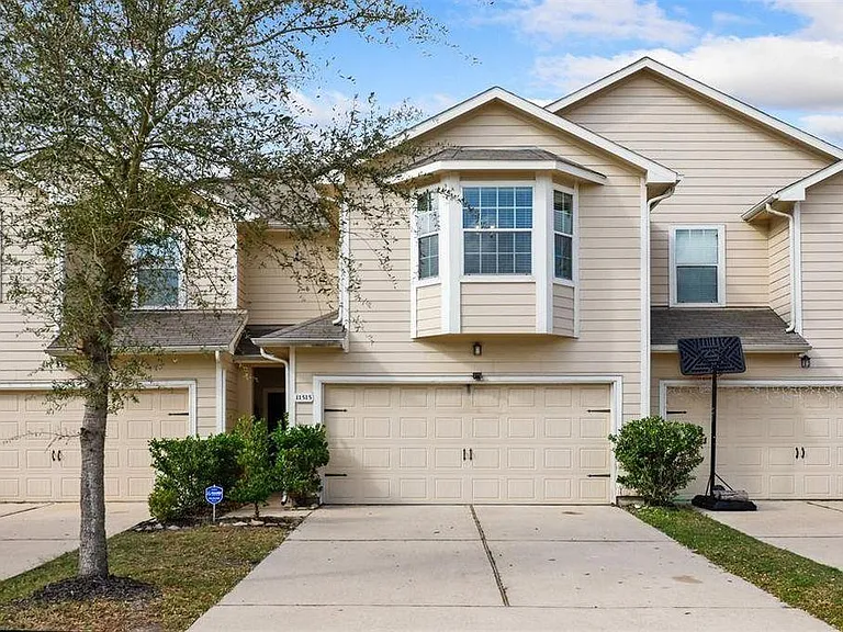 11515 Champions Green Dr — Photo 1