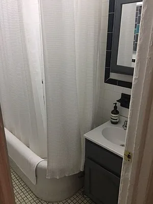 Rented by Lang Realty LLC | media 19