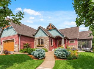 11337 Parkside Trl, Osseo, MN 55369