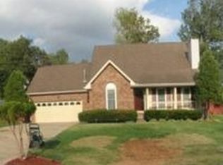 517 Brentwood Cir, Clarksville, TN 37042