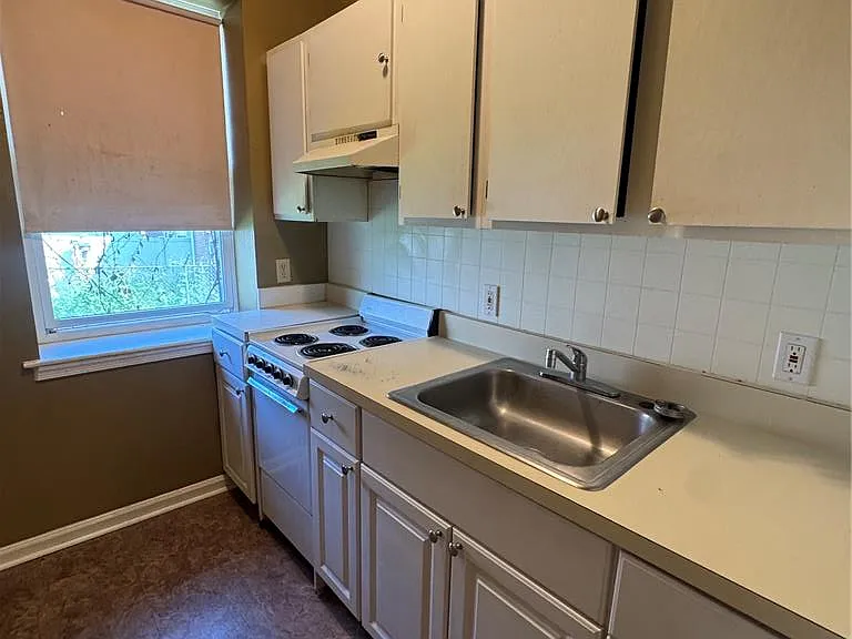 212 N 6th St #B6 — Photo 4