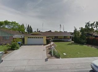 1517 W Vassar Ave, Visalia, CA 93277