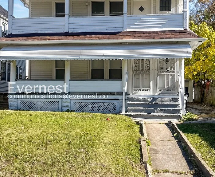 3353 E 132nd St #2 — Photo 1