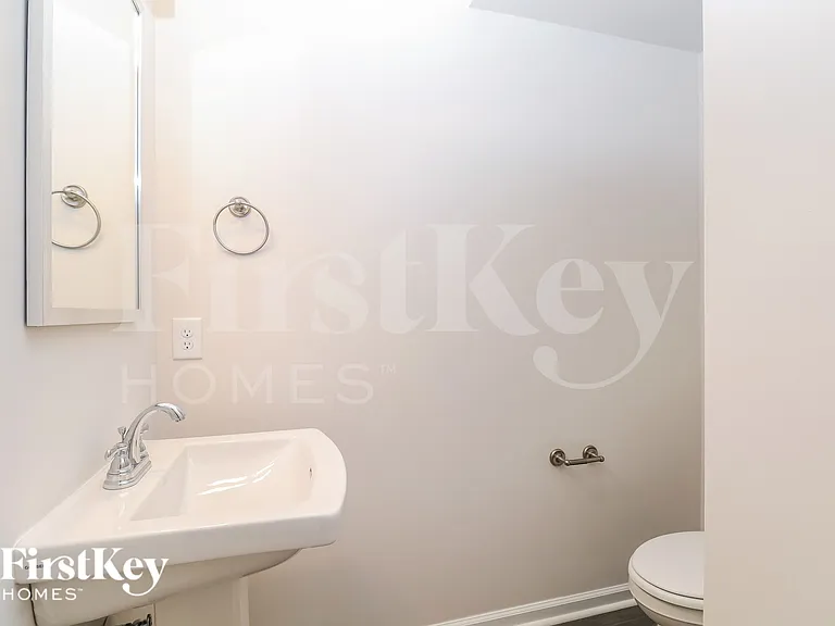 627 Goldburn Way — Photo 13
