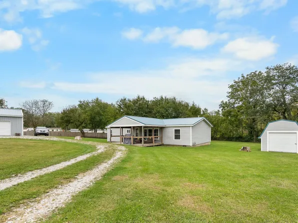 220 N Thomas St, Linden, IN 47955