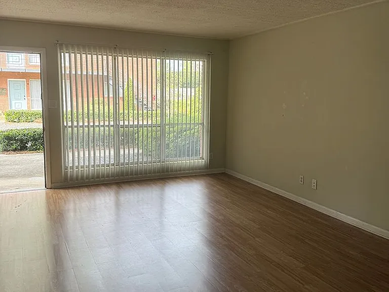 1135 Woodland Ave: Woodland Apartments — Photo 15