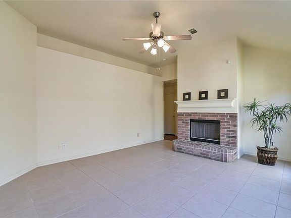 5th image of 3022 San Martin Dr