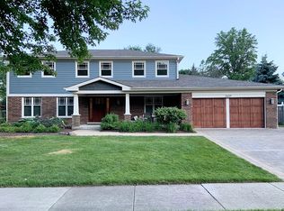 2635 Oak Ave, Northbrook, IL 60062