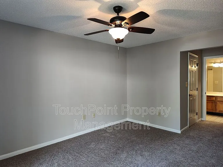 5001 Sharon Rd #K — Photo 17