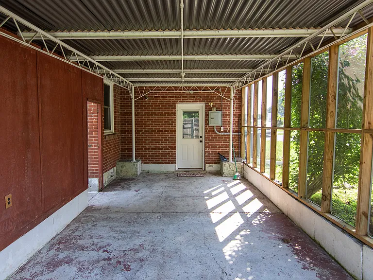 313 Rachel Rd — Photo 19