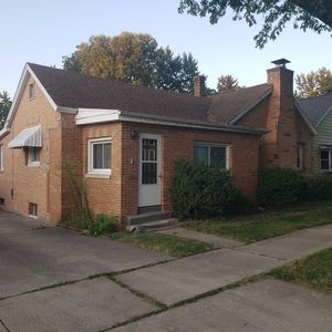 1409 W Locust St, Bloomington, IL, 61701
